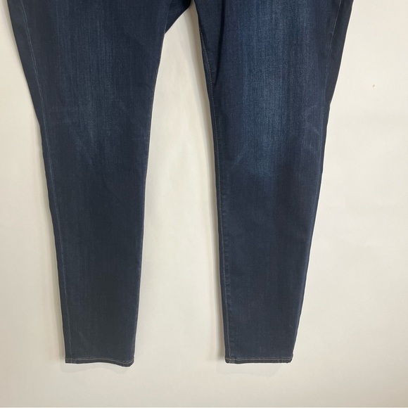 NWT Madewell Curvy High-Rise Skinny Jeans in Woodland Wash Size 37T - Picture 9 of 16